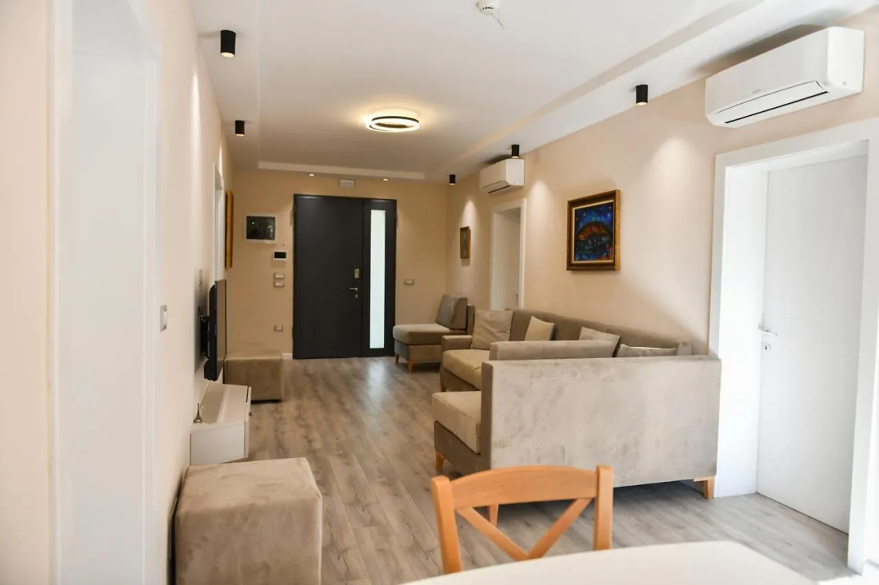 Nicolaus Hidden Gem Villa Shkodër 0*,  Albanië