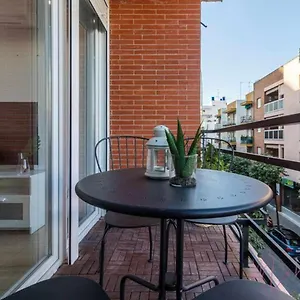 2 En Estadio 6 Plazas 3 Hab Y Metro Appartement Sevilla